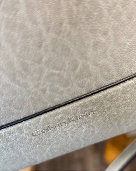 Kabelka dámská Calvin Klein Sonoma s pouzdrem šedá
